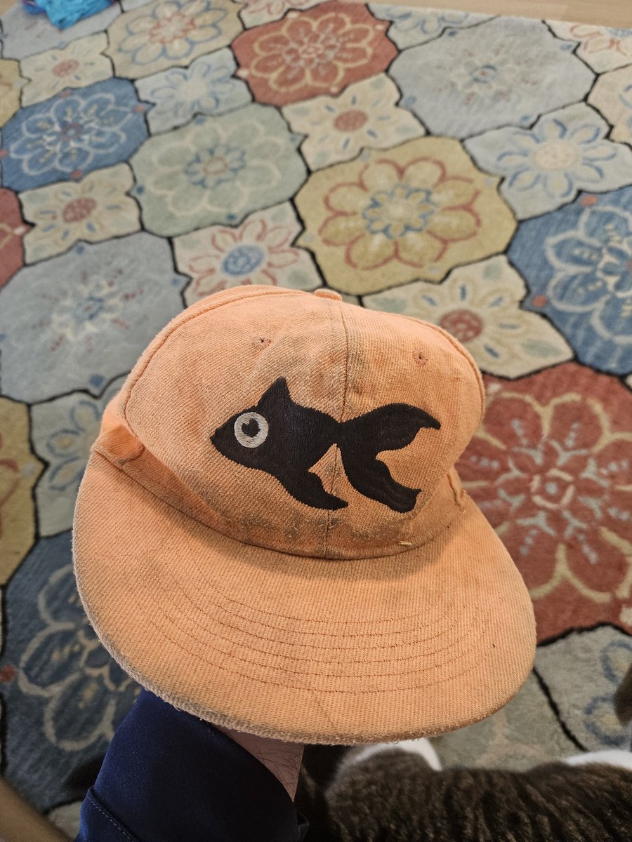 BDD_42's tweet photo. @GoldFishLive Got this hat many moons ago, after discovering you guys at BUKU in New Orleans in 2015! Here we are, 10 years later (almost to the day) and it has seen a LOT! It even got yall to notice me in the Fractal Forest at Shambhala! Can't wait for tonight! I need a new hat! https://t.co/yTdpXBsgcJ