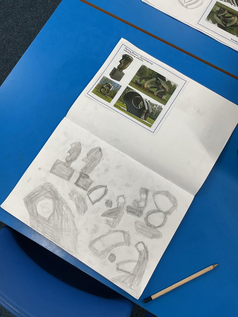SportMPA's tweet photo. Developing our sketching skills whilst learning all about Henry Spencer Moore. #middlethorpeprimary #middlethorpeArt #middlethorpey2 https://t.co/XTr4e23LWS