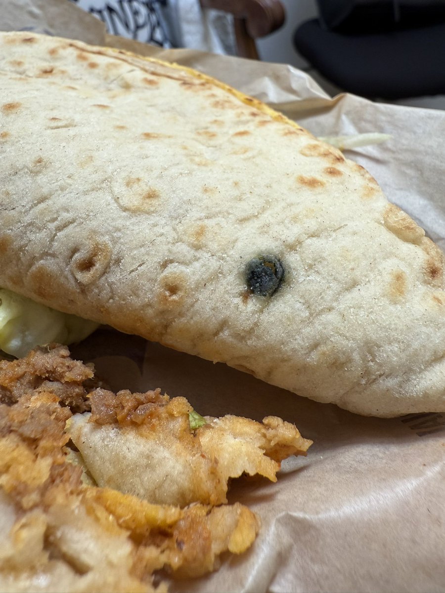 Daniella tweet media