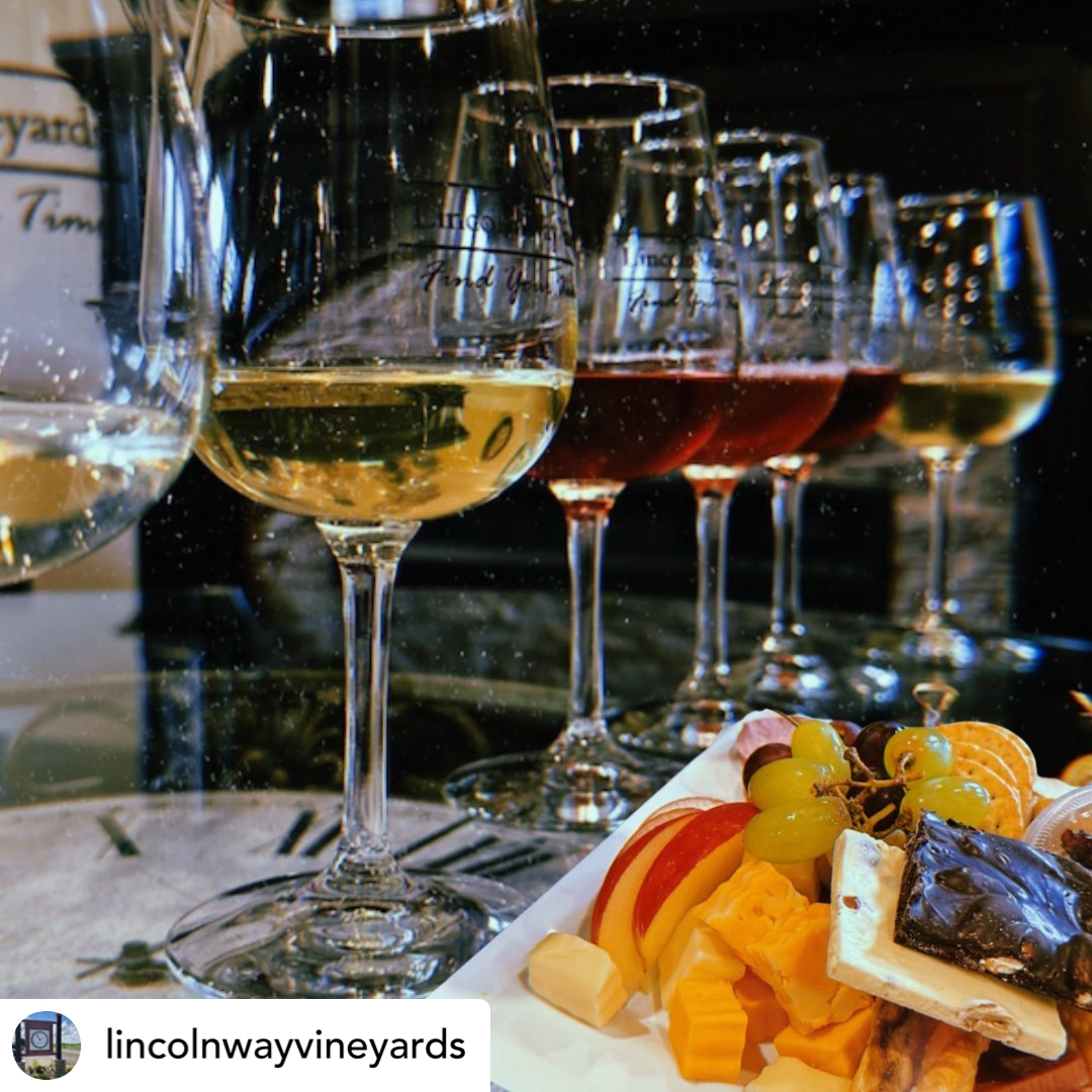 OGIC (@ohiowines) on Twitter photo Our weekend lineup ๐๐ท
๐ท: <a href="/LWvineyards/">LincolnWayVineyards</a>
#ohiowines #drinkohiowines #grownhere Our weekend lineup ๐๐ท
๐ท: <a href="/LWvineyards/">LincolnWayVineyards</a>
#ohiowines #drinkohiowines #grownhere