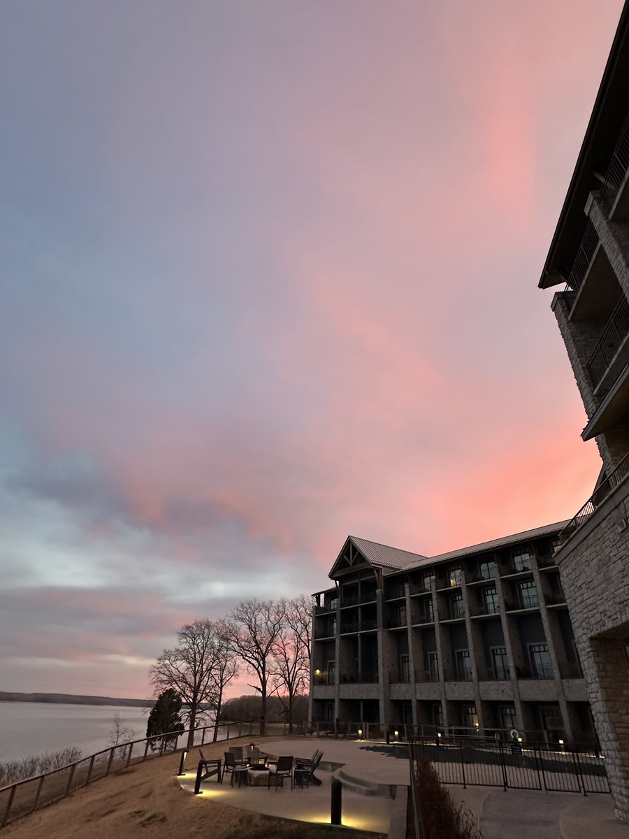 MSEPC__'s tweet photo. What a wonderful week at the EP Program Statewide Meeting at Paris Landing State Park! 
The stunning views inspired our collaboration as we shared ideas to enhance our initiatives. A big thank you to everyone for making the meeting informative and enjoyable! 🏞 https://t.co/TYZVLJOnor