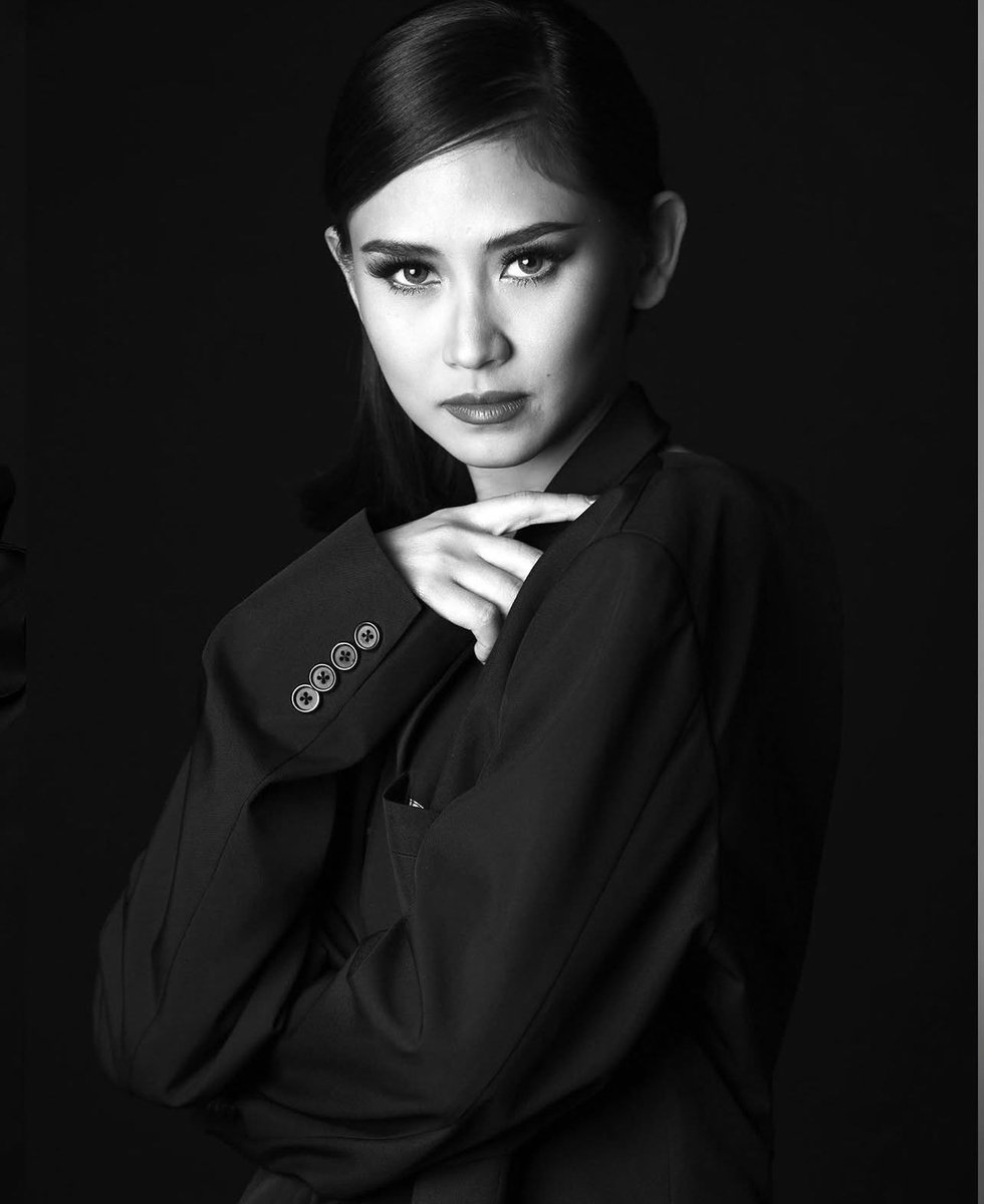 ayaayfitz18's tweet photo. RT IF YOU LOVE THE ONE AND ONLY POPSTAR ROYALTY SARAH GERONIMO!

WE LOVE YOU, SARAH!!!

 Happy 22nd Anniversary, @JustSarahG! 

22Years of SARAHG
#SarahGeronimo @mateoguidicelli https://t.co/GbhI8h1cBV