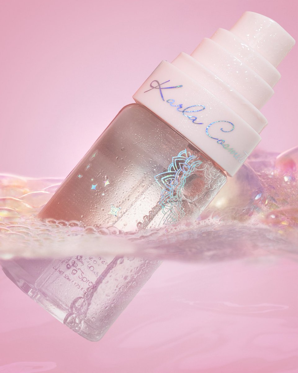 karlacosmetics's tweet photo. 🎉🫧✨ MIST POTION GIVEAWAY! 

To celebrate the launch of Mist Potion, we’re giving one lucky winner the chance to win a bottle of our revolutionary airbrush mist primer & fixer! 🌈💖

💦 Why You’ll Love It:
✨ Primes, enhances & locks in makeup for all-day wear
✨ Intensifies eyeshadow pigments for a bolder look
✨ Hydrates & smooths skin for a flawless finish
✨ Infused with Black Pearl Extract for a radiant glow

HOW TO ENTER:
1️⃣ Follow @KarlaCosmetics (if you’re not already!)
2️⃣ Like & repost this post
3️⃣ Tag a friend who needs this magic mist ✨ (each tag = extra entry!)
4️⃣ Drop your favourite ✨ emoji in the comments!

Giveaway ends April 1st. Open worldwide.
Good luck! 💖 #MistPotion #Innovation