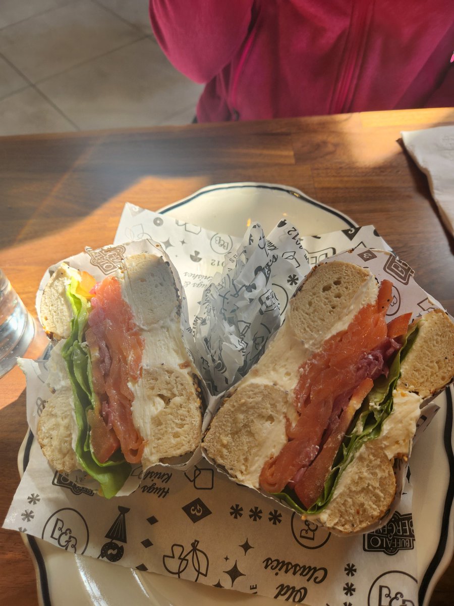 DC_Sandwich's tweet photo. Buffalo and Bergen, Cleveland Park

Jake (Pastrami Salmon) 8.8/10
Julia (Smoked Salmon) 9/10 https://t.co/GKtoNN0sKl