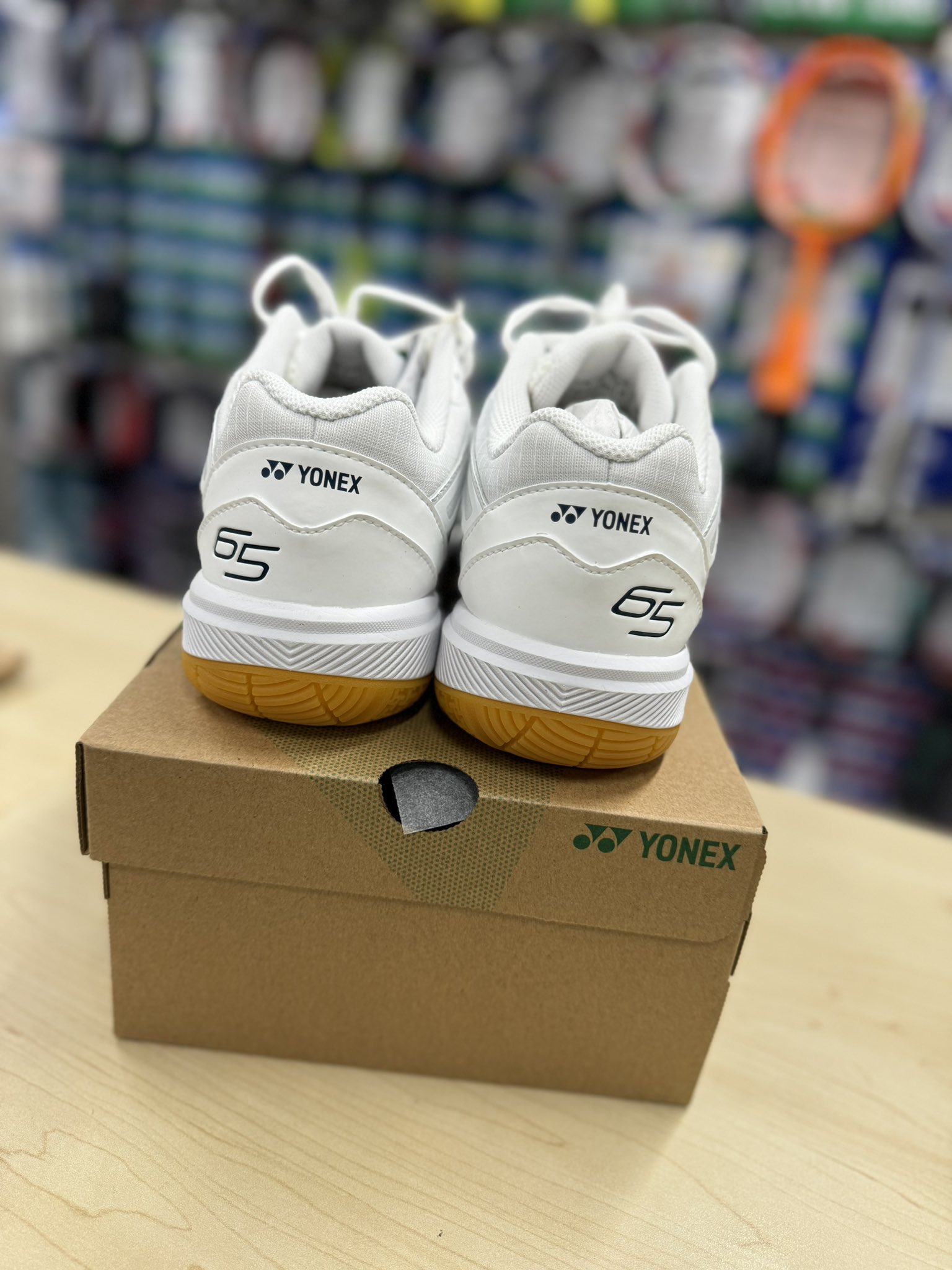 25.0㎝　65Z4メン　新品未使用　YONEX　バドミントン　シューズ 25.0㎝65Z4メン新品未使用YONEXバドミントンシューズ