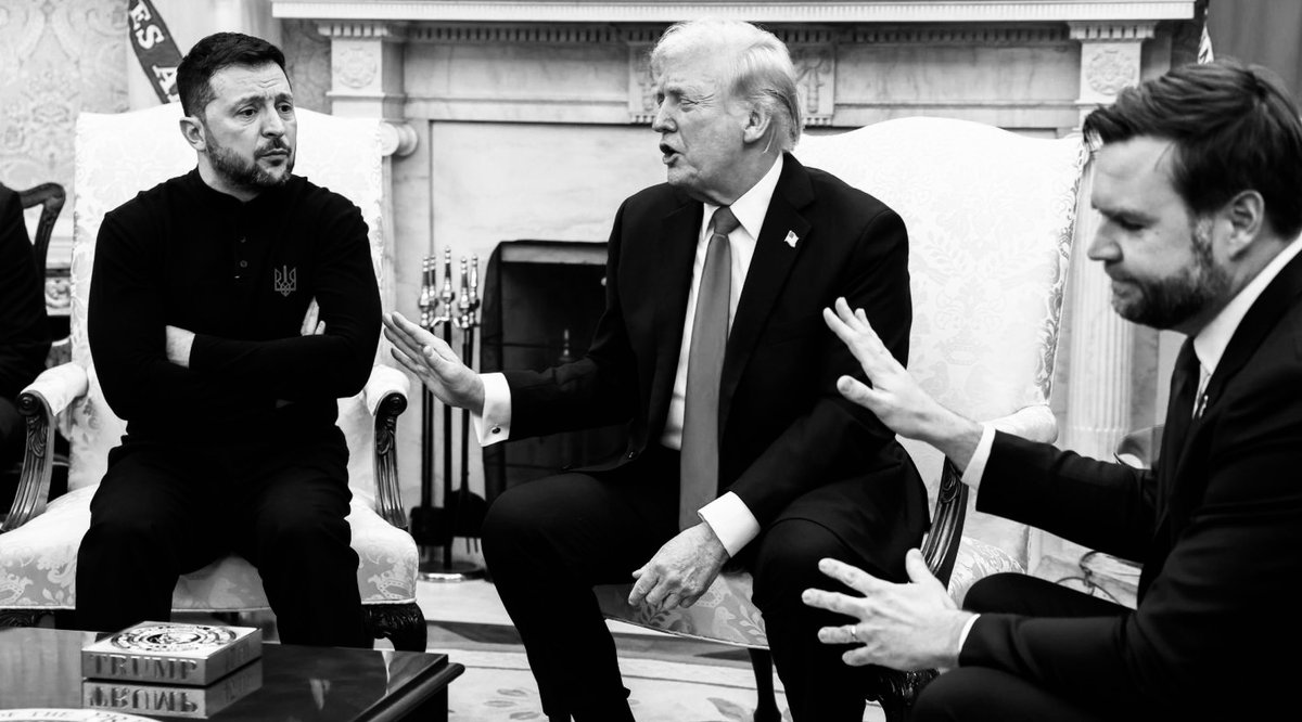 ClownWorld's tweet photo. This picture goes hard 🔥🔥 https://t.co/7YtdQIAYa8