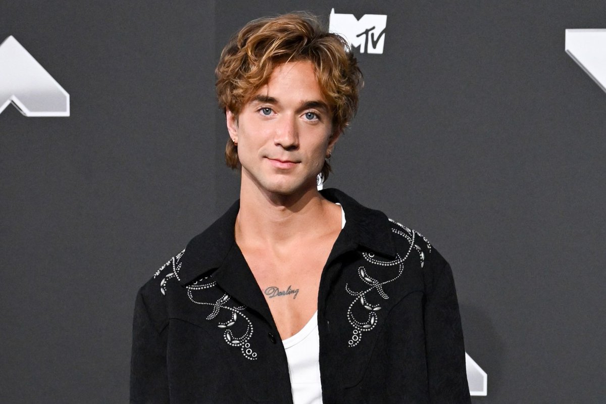 Rolling Stone tweet media