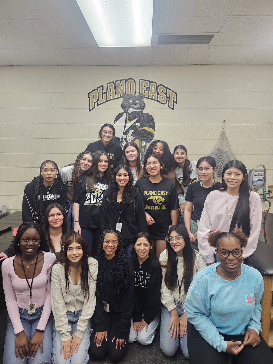 A lot of hard work and great memories in this training room! Smell you later mini ATR, big things coming our way!! #eastAT #goldblooded #hydrationnation