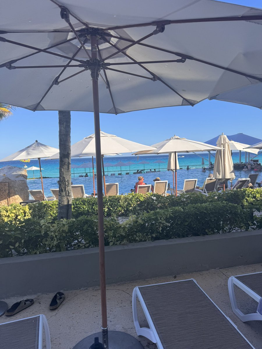 Pádraic Gilligan (@padraicino) on Twitter photo Very grateful to my great friend <a href="/KevinEdmunds/">Kevin Edmunds</a> for organising this short but perfect stay <a href="/HardRockCancun/">Hard Rock Cancún</a> - a wonderful property that sings its own song Very grateful to my great friend <a href="/KevinEdmunds/">Kevin Edmunds</a> for organising this short but perfect stay <a href="/HardRockCancun/">Hard Rock Cancún</a> - a wonderful property that sings its own song