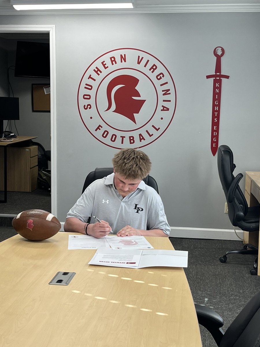 Cade Hanson (@cadehanson52405) on Twitter photo Signed‼️Blessed for the opportunity to play for SVU! Go Knights!! 🛡️⚔️
<a href="/CoachJoeDuPaix/">Joe DuPaix</a> <a href="/Coach_EhornJr/">Chris Ehorn Jr</a> <a href="/CoachWillOrtiz/">Will Ortiz</a> <a href="/CoachMJMurdoch/">Mark Murdoch</a> <a href="/biggjohnthedon/">John Martinez (Bigg John) 🇹🇴 🇺🇸</a> <a href="/knight_ftbl/">SVU Knights Football</a>
<a href="/LPKnightsFB/">Lone Peak Knight Football</a> <a href="/BartBrockbank/">Bart Brockbank</a> <a href="/jmaybs09/">COACH MAYBERRY (strength doc)</a> <a href="/rcdenney/">Ryan Denney</a> <a href="/CoachPay67/">Garry Pay</a> <a href="/valor7v7/">Valor7v7</a> Signed‼️Blessed for the opportunity to play for SVU! Go Knights!! 🛡️⚔️
<a href="/CoachJoeDuPaix/">Joe DuPaix</a> <a href="/Coach_EhornJr/">Chris Ehorn Jr</a> <a href="/CoachWillOrtiz/">Will Ortiz</a> <a href="/CoachMJMurdoch/">Mark Murdoch</a> <a href="/biggjohnthedon/">John Martinez (Bigg John) 🇹🇴 🇺🇸</a> <a href="/knight_ftbl/">SVU Knights Football</a>
<a href="/LPKnightsFB/">Lone Peak Knight Football</a> <a href="/BartBrockbank/">Bart Brockbank</a> <a href="/jmaybs09/">COACH MAYBERRY (strength doc)</a> <a href="/rcdenney/">Ryan Denney</a> <a href="/CoachPay67/">Garry Pay</a> <a href="/valor7v7/">Valor7v7</a>