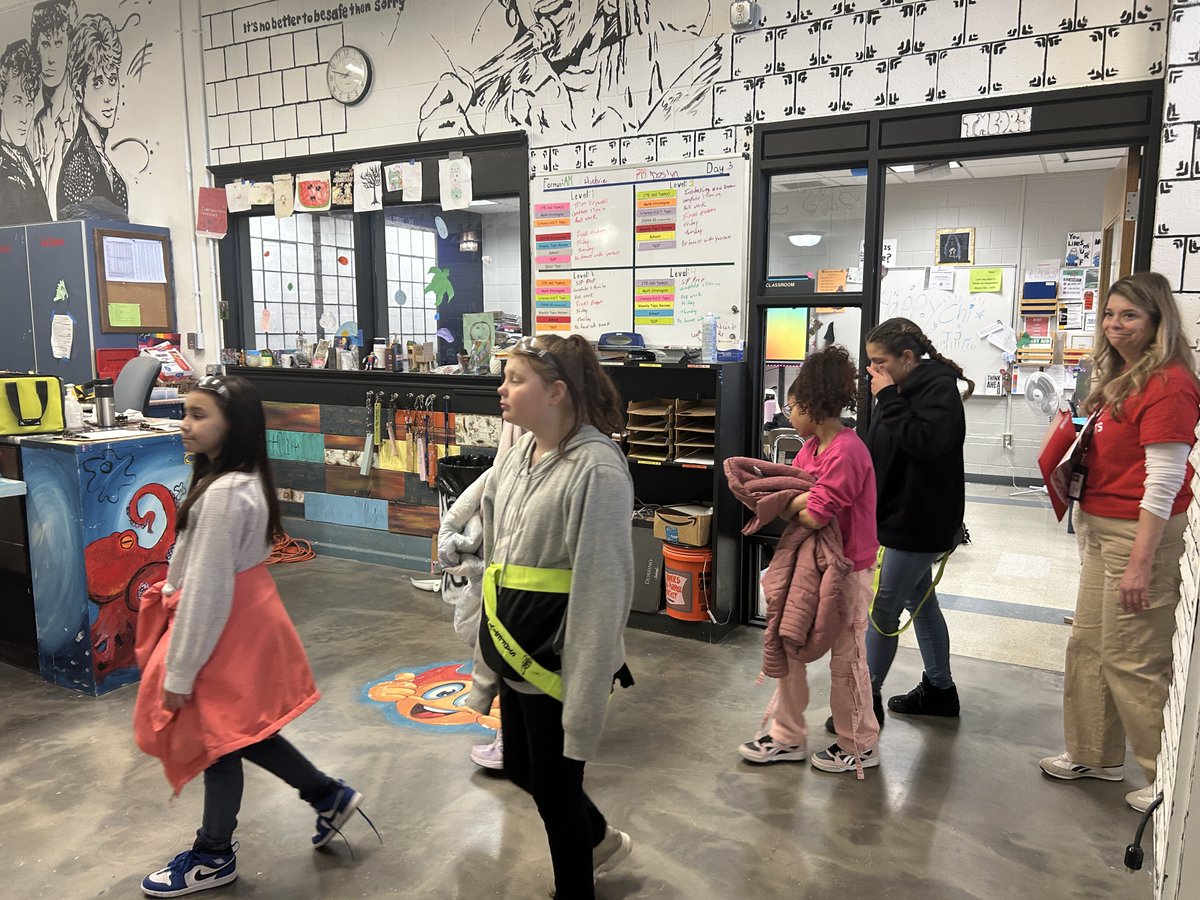 LehighCTI's tweet photo. Fifth graders from Allentown's Washington ES had tons of fun touring LCTI this week. They tried out our ambulance simulator in Protective Services, laid brick in Masonry, tested light switches in Electrical Technology & more. This is how we inquire! #opportunityahead #weinquire https://t.co/4w2fqIPGTg