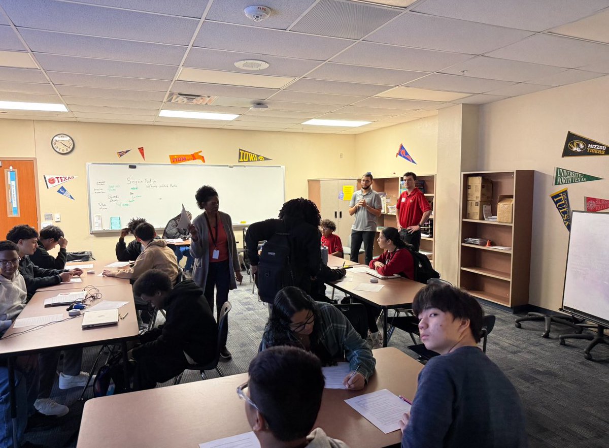 Fridays provide an excellent opportunity for work-based learning. Today, representatives from Lockheed Martin engaged with our aspiring 9th-grade engineers.