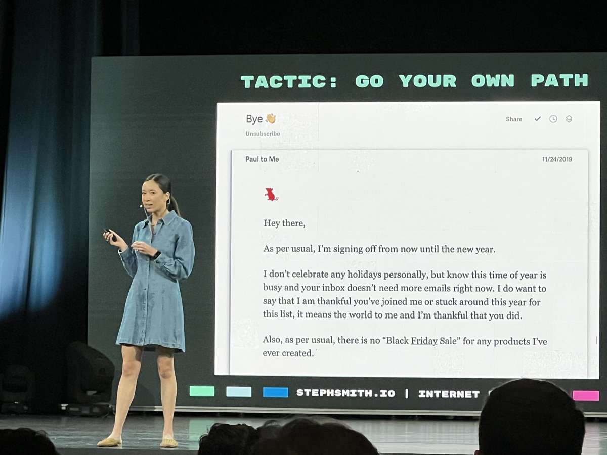 Most excellent #newslettermarketing summit in Austin, organized by Matt McGarry. Steph Smith filled our brains with data search apps in an amazing 30-minutes session.