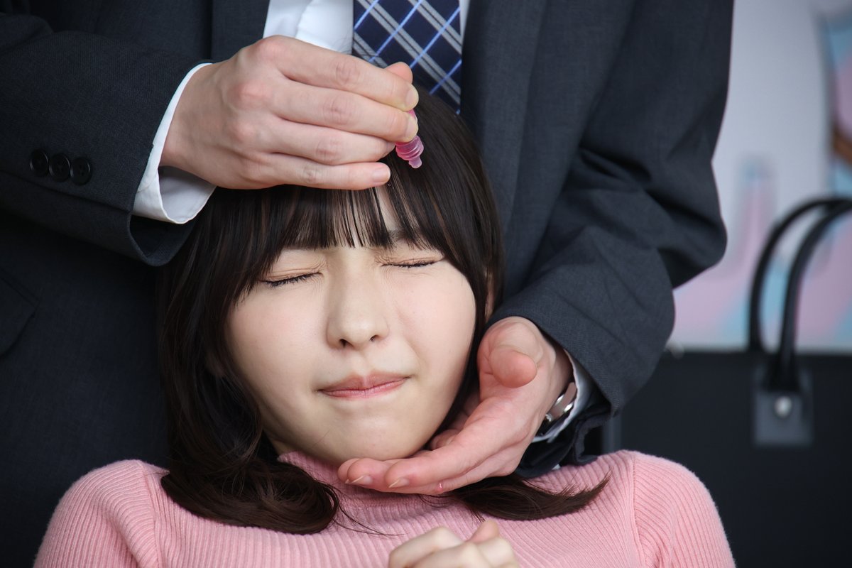 再放送でもドキドキドキドキ…
︵︵︵︵︵︵︵︵︵︵︵︵︵︵︵

今夜11時から再放送！📺
水曜ドラマ23「#うちの会社の小さい先輩の話」第7話は…

詩織里（#十味）＆篠崎（#瀧澤翼）がロッカーに閉じ込められた?!
篠崎は詩織里に「定時後ふたりで話したい」と告げるのだが･･･。

#小さい先輩
