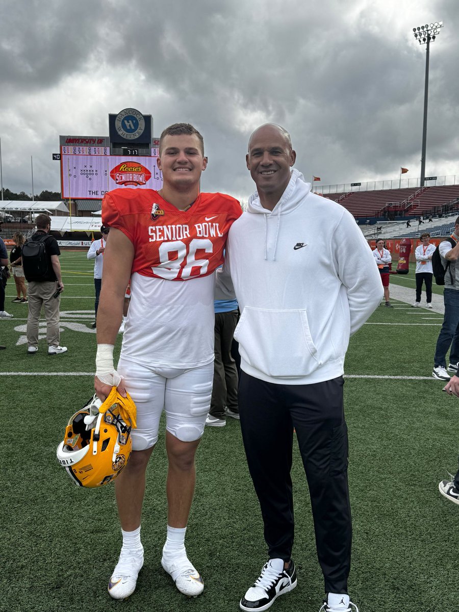 NFL Combine (@2025nflcombine) on Twitter photo 