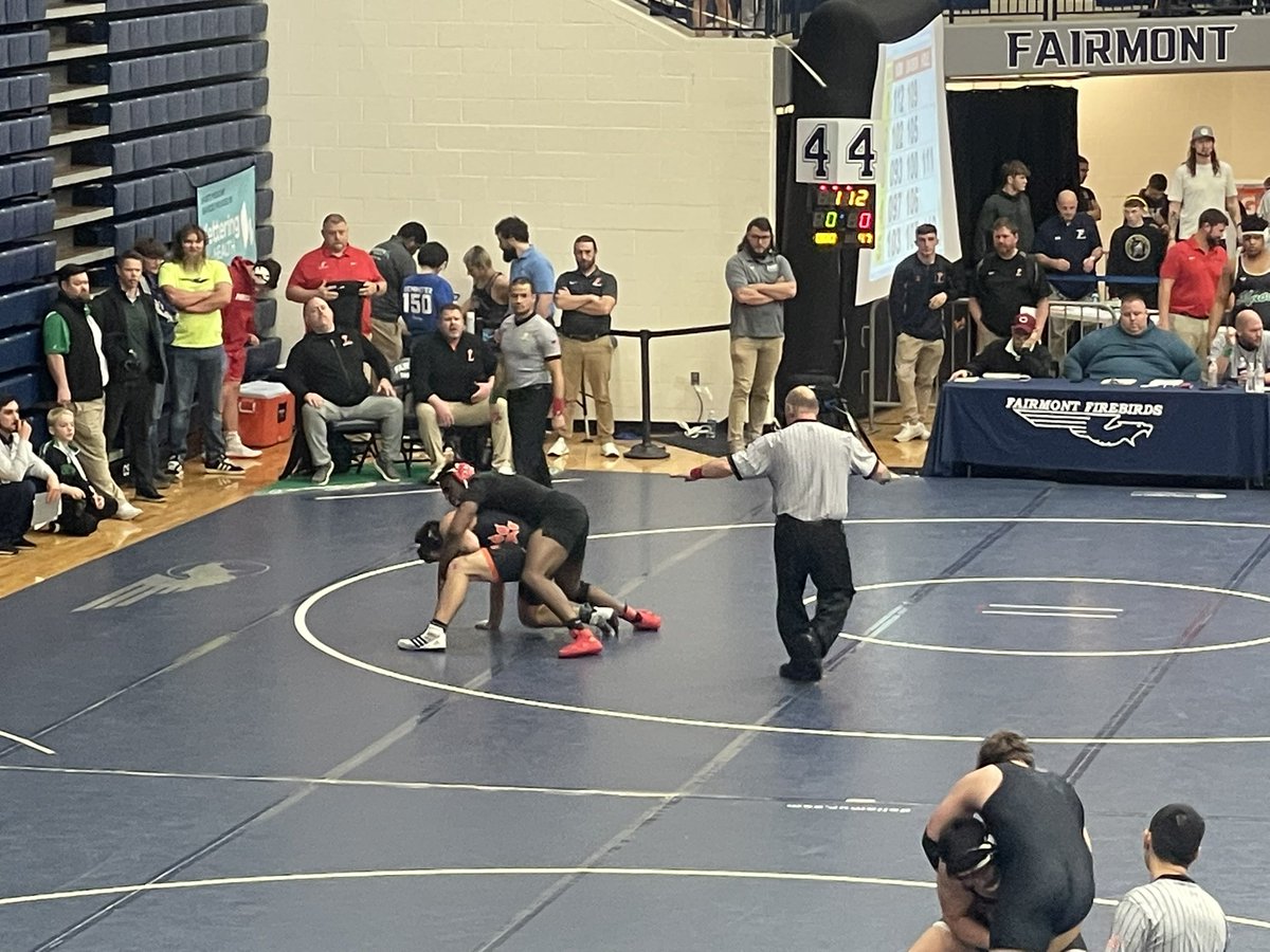 Congratulations to Gibby G and Souleymane N for both winning their first round district match!