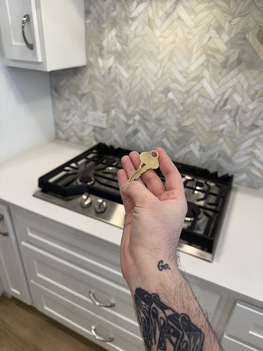 I JUST BOUGHT MY FIRST HOUSE 🏠

i started my channel by making silly videos back when i was 14. it's surreal to see what this has transformed into today 🫶🏻

love you all, thank you for everything