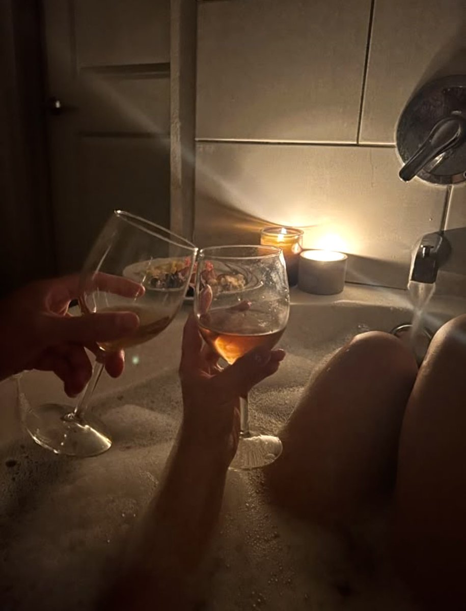 MaysEvents's tweet photo. The quietest, simplest, most intimate moments are those which I adore most of all.

Life and love have no need for extravagance or pretence, only real, unconditional togetherness… and only with someone who deserves to share those moments with you.

@LewdTomEllis 🥂 https://t.co/7Jrm4A8rLM