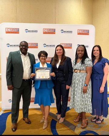 Donna Baker (@donna_mbaker) on Twitter photo 🚨
Congratulations, Ms. Seema Naik from Coral Springs Middle School, who was recognized as the CTE Rookie Teacher of the Year! Proud of you, Ms. Naik! #CTE #RookieTeacheroftheYear <a href="/Seema2315/">Seema Naik</a> <a href="/MsSlesinski/">Jill Slesinski</a> <a href="/CSMiddleSchool/">Coral Springs Middle</a> <a href="/DirMWS/">Merideth Weiss-Schnur</a> 🚨
Congratulations, Ms. Seema Naik from Coral Springs Middle School, who was recognized as the CTE Rookie Teacher of the Year! Proud of you, Ms. Naik! #CTE #RookieTeacheroftheYear <a href="/Seema2315/">Seema Naik</a> <a href="/MsSlesinski/">Jill Slesinski</a> <a href="/CSMiddleSchool/">Coral Springs Middle</a> <a href="/DirMWS/">Merideth Weiss-Schnur</a>