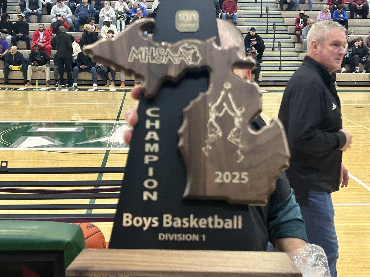 D1 District Final: 

#7 Muskegon (20-2) vs. #6 Rockford (21-2)

 Toughest test of the year for both teams. Should be a good one. 

<a href="/HoopsBigReds/">MuskegonBigRedHoops</a> <a href="/RockRamsHoops/">Rockford Rams Hoops</a> <a href="/KamWillerDZone/">Kam</a>