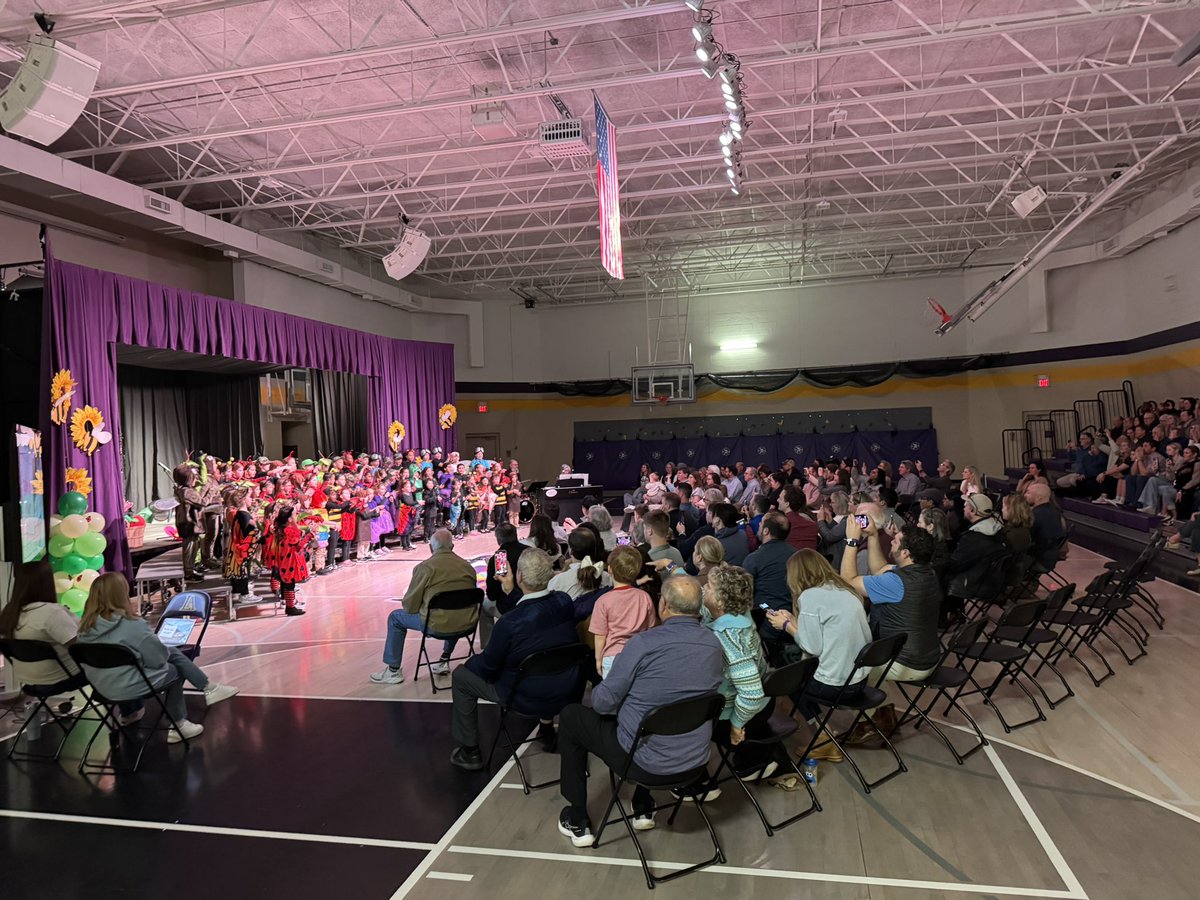 Our first graders put on a *buzz-worthy* performance in their musical *Bugs!* From singing ladybugs to dancing fireflies, they lit up the stage with energy and joy. Bravo to our young performers for an unforgettable show!