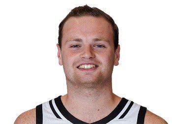 SenorWille's tweet photo. @dotsMindset @RowleySR69 The team may not have heart, but at least we don’t have this guy #beergate https://t.co/jFTSX1RRxm