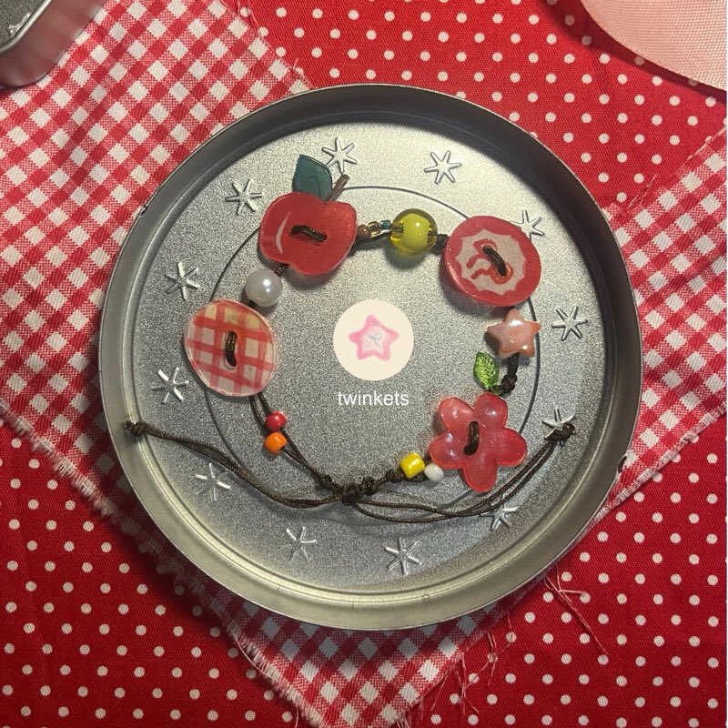 senjahitamm's tweet image. jangan diskipp!! aku mau racunin kalian barang" gemes yg aku temuin dioren, yakali segemes ini ga co🍎🍰🪞🛼🌷

thread