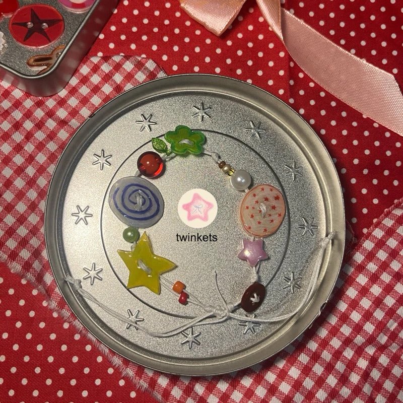 senjahitamm's tweet image. button beads custom

link shopee : s.shopee.co.id/AA2fqF0p2C