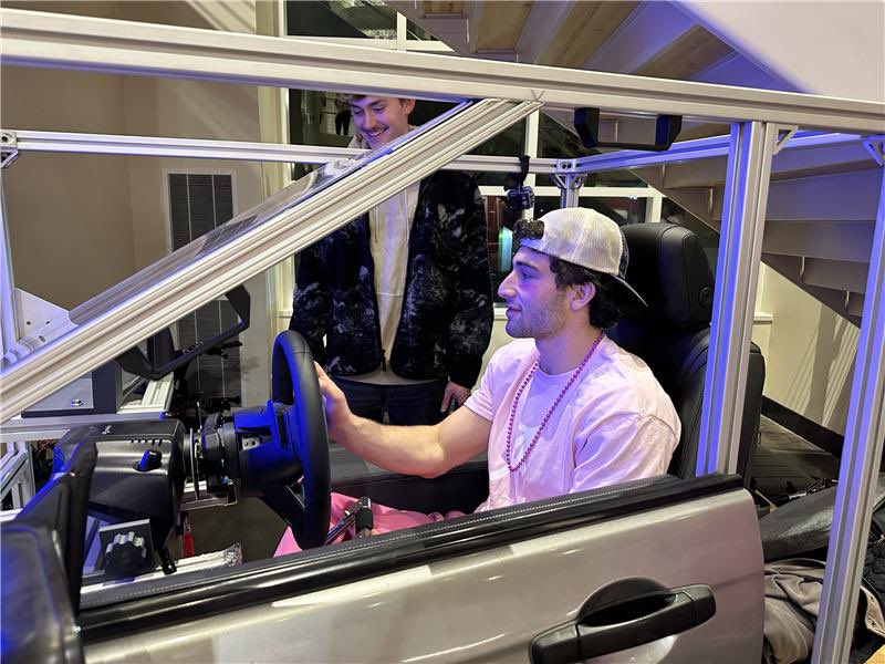 UAEcoCAR's tweet image. Our Mobility Challenge Team got to put our Ergo Rig to the test at the Alabama Adapted Athletics game! Thank you to all of our team members who helped at the testing, and a big shout out to President Bell for stopping by!
 
 #UAEcoCAR #EcoCAREVChallenge #BamaEngineering #Research