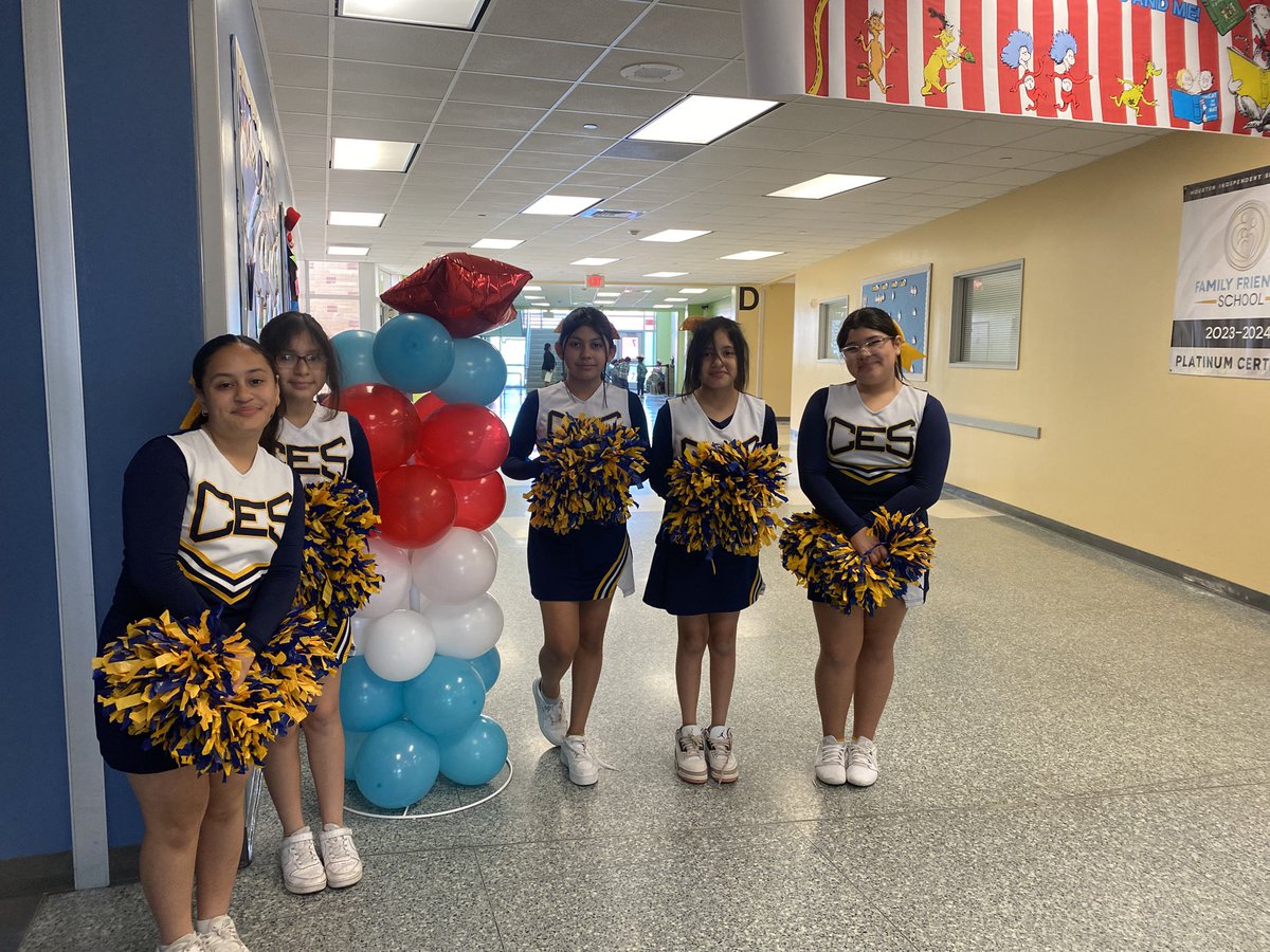 PreK Teacher (@prekteacherhisd) on Twitter photo Gracias Ms. Sarah, por tomarse el tiempo de venir a leer para los estudiantes de PreK. Voluntarios como usted, quienes ofrecen valiosas oportunidades para el desarrollo de la alfabetización, realmente hacen una gran diferencia!
<a href="/CunninghamHisd/">Cunningham HISD</a> <a href="/HISDEspanol/">HISD Español</a> <a href="/literacynowhtx/">Literacy Now</a> Gracias Ms. Sarah, por tomarse el tiempo de venir a leer para los estudiantes de PreK. Voluntarios como usted, quienes ofrecen valiosas oportunidades para el desarrollo de la alfabetización, realmente hacen una gran diferencia!
<a href="/CunninghamHisd/">Cunningham HISD</a> <a href="/HISDEspanol/">HISD Español</a> <a href="/literacynowhtx/">Literacy Now</a>