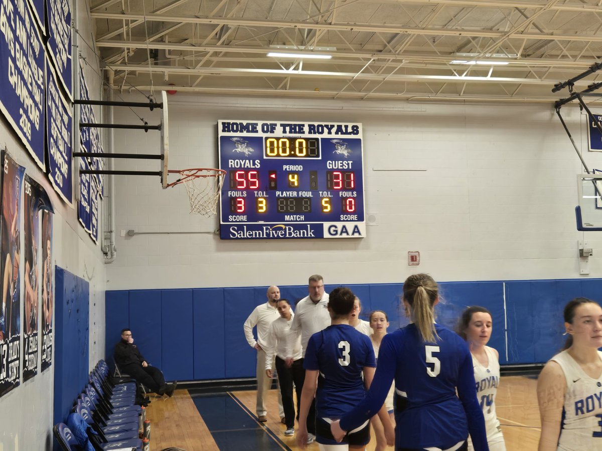 KGaud123's tweet photo. Final: @GMHS_Royals 55, Mashpee 31

That massive 19-0 run by the Royals in the second quarter completely changed this one. Mariani with 15 pts, Barbarick with 14 pts, Upite with 13 pts.

The Royals get No. 6 Carver in the next round, probably on Tuesday. https://t.co/bpNySX1Oyf