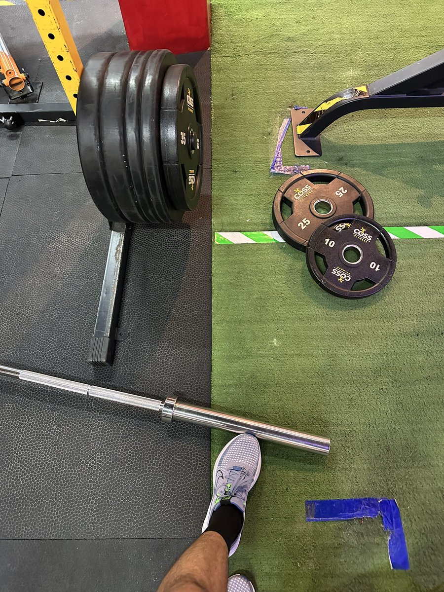 francki3's tweet photo. 4/4 🏋️ https://t.co/UUKoeiZptj