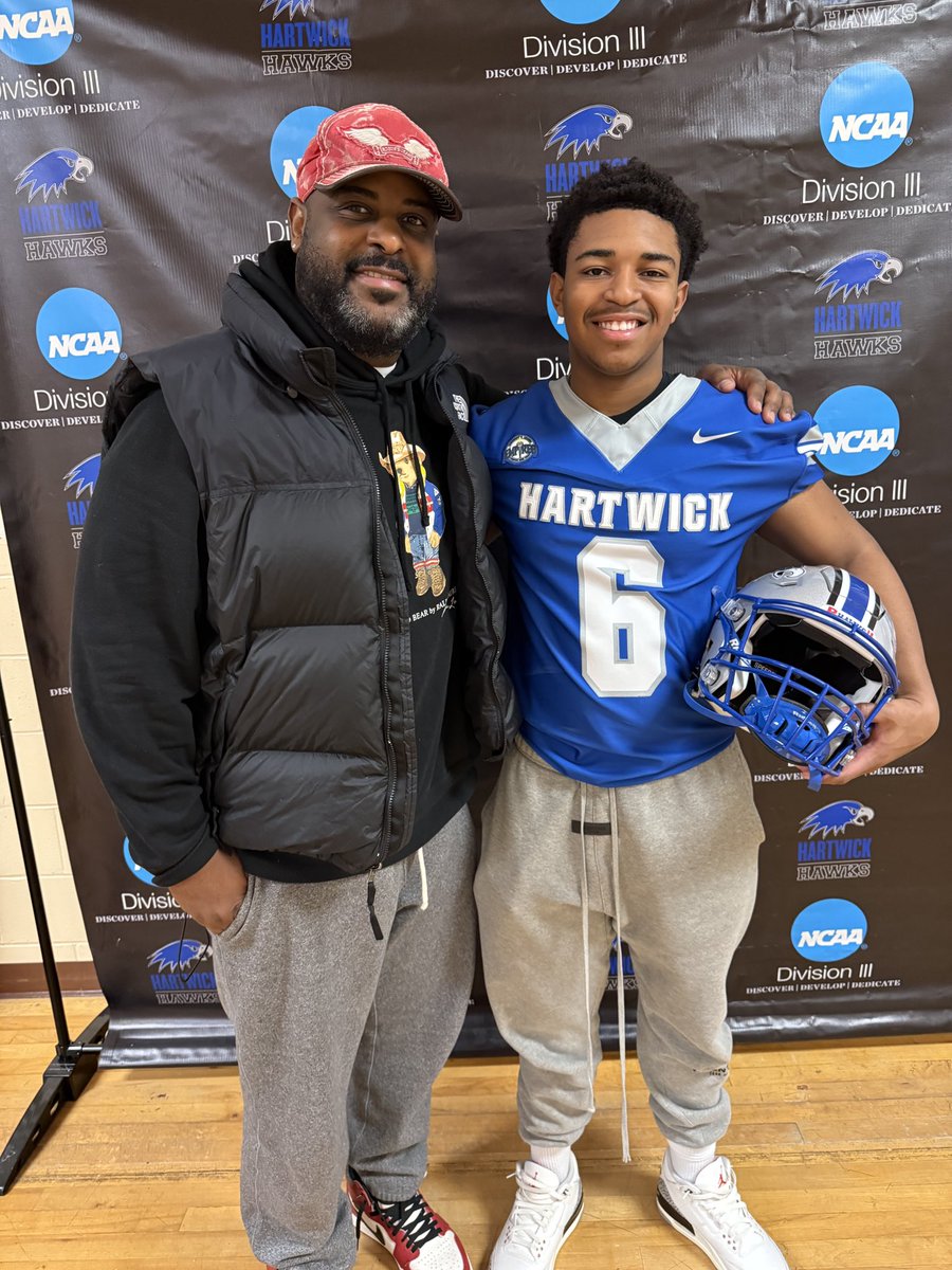 Julius Jeanty (@julius_j2x) on Twitter photo After a great visit at <a href="/HartwickCollege/">Hartwick College</a> and a great conversation with <a href="/CoachRogers13/">Matt Rogers</a> I am blessed to receive a D3 offer thank you <a href="/HartwickFball/">Hartwick Football</a>
<a href="/MW_FootballTeam/">MW Football</a> <a href="/CoachSciarra/">CoachSciarra</a> <a href="/coachkellymw/">Rob Kelly</a> After a great visit at <a href="/HartwickCollege/">Hartwick College</a> and a great conversation with <a href="/CoachRogers13/">Matt Rogers</a> I am blessed to receive a D3 offer thank you <a href="/HartwickFball/">Hartwick Football</a>
<a href="/MW_FootballTeam/">MW Football</a> <a href="/CoachSciarra/">CoachSciarra</a> <a href="/coachkellymw/">Rob Kelly</a>
