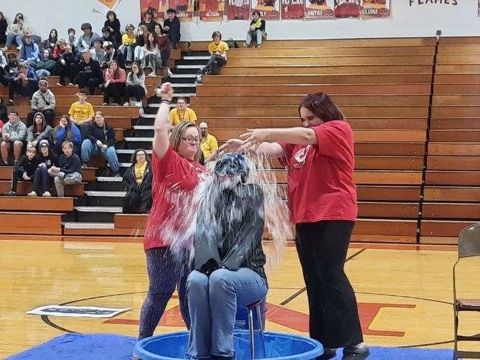 DrSmithFCAHS's tweet photo. A lot of good memories @NorthgateProud. Looking forward to making more #FCAHS. @MrsFrancisNSD @DrNancyBowman https://t.co/pVbftxVdYV