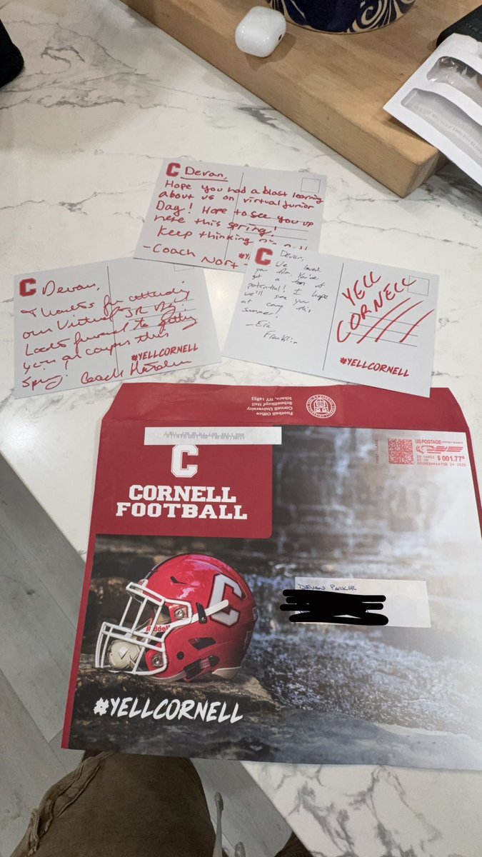 devan_parker9's tweet image. Thank you @BigRed_Football for the letters🙏🏽.