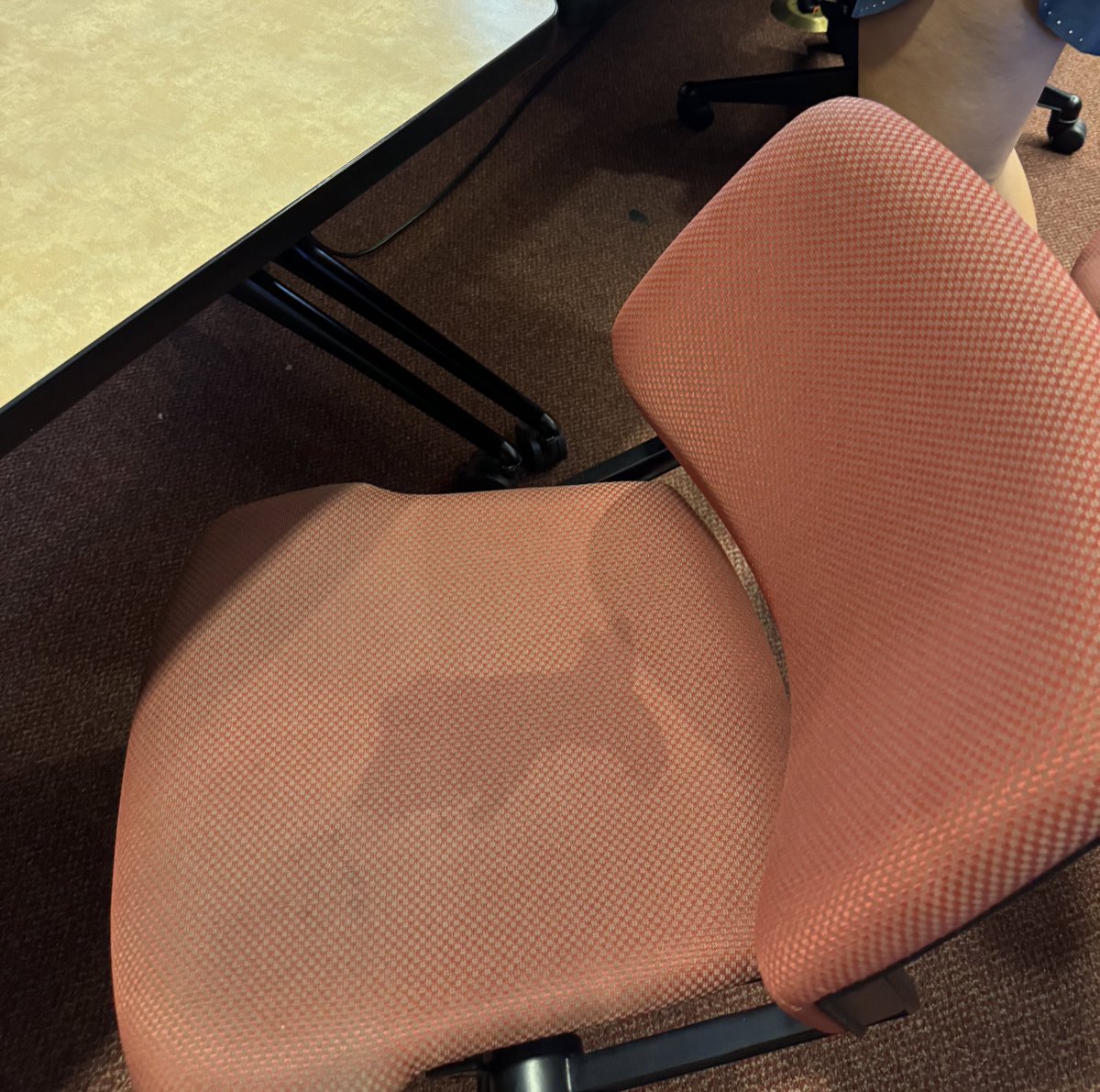 BradderallSpeed's tweet image. Thought I would share the taint sweat stain I left in my class today. There’s enough liquid in the chair to hydrate a village in a third world country. #wet #taintstain #buttpaste #hemorrhoid