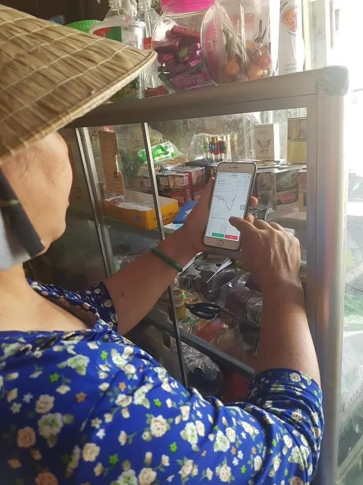 🤣Cô bán tạp hóa cân nhắc vào hàng🤣