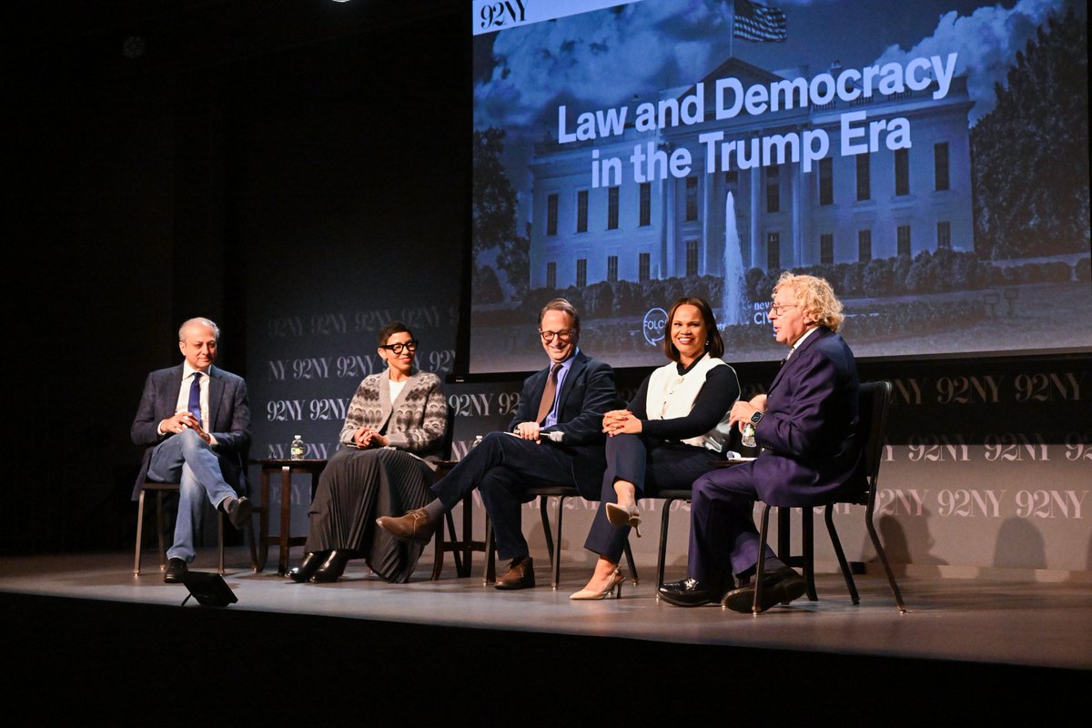 FOLCSevents's tweet image. We're still not over what a fantastic Conversation and panel we co-hosted last week! What a stellar lineup of guests! @thelauracoates @PreetBharara @AWeissmann_ @ProfMMurray @thanerosenbaum