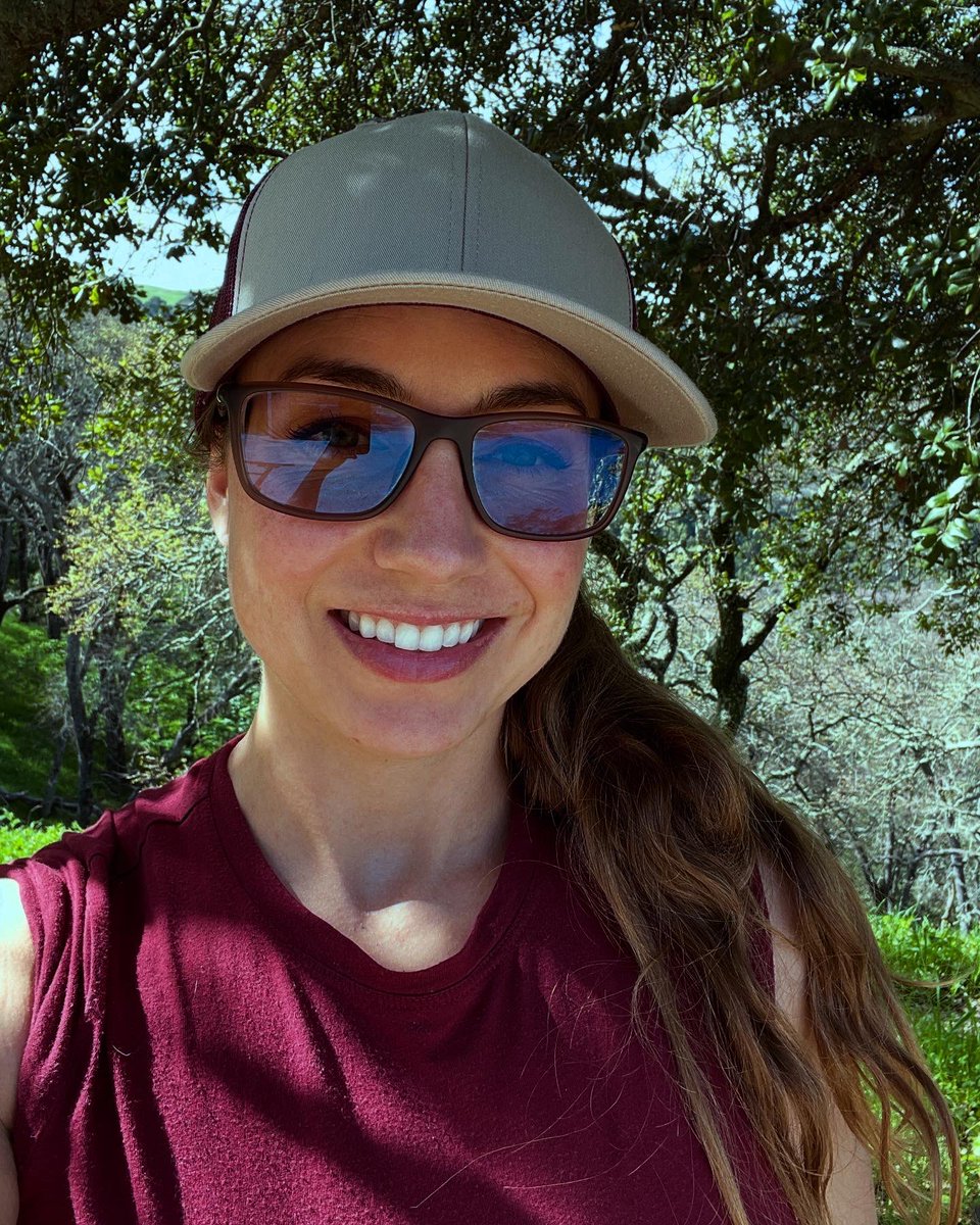 FeralHeather's tweet image. Had a blast hiking with @DEC0L0NIZE esta mañana! 

We even saw a tiny little baby California ring-neck snake! &amp;amp; lots of wildflowers!

#DisabilityTwitter moots to IRL friends FTW!

Now back to the grading grind….