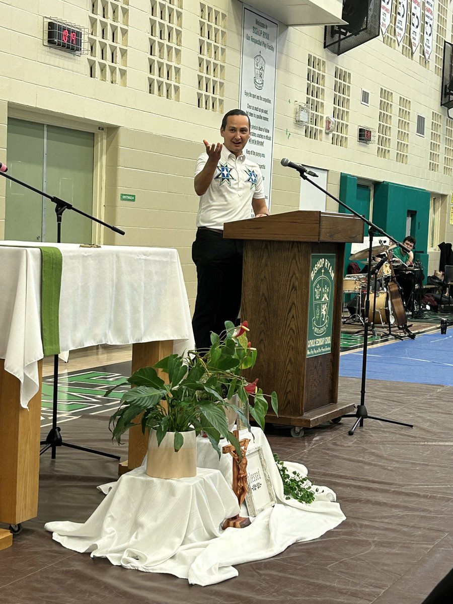 Faith Day’s are part of the Catholic Education experience for students and staff at Catholic schools in Ontario. Today OCSTA attended the inspiring  <a href="/HWCDSB/">HWCDSB</a> Faith Day hosted by Chair Patrick Daly; Mass celebrated by <a href="/DioceseHamilton/">Diocese of Hamilton</a> <a href="/Bishop_Crosby/">Bishop Crosby, OMI</a> and featuring speaker former