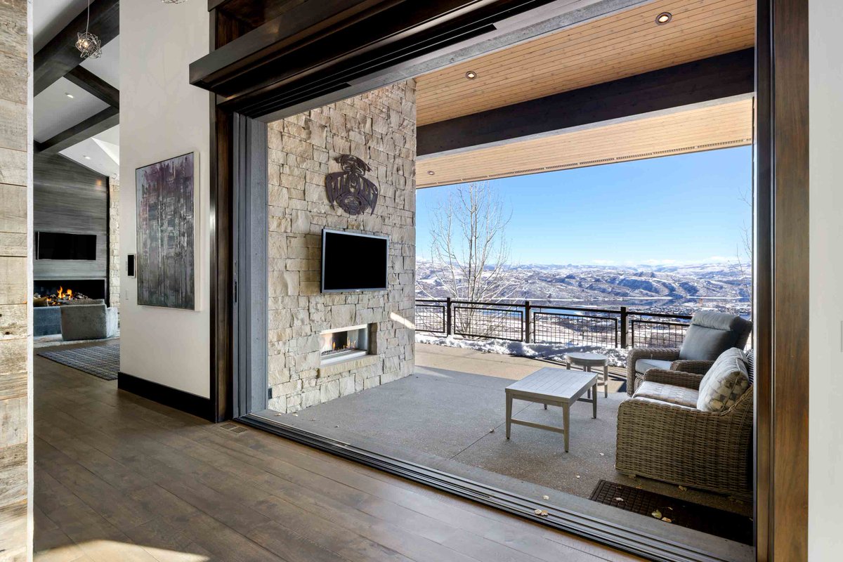 InvitedHome's tweet image. It's hard to believe, but this home is even more breathtaking in person. We are pleased to welcome Stonewatch Estate at Deer Crest to our Deer Valley Portfolio. 

Full home details: invitedhome.com/vacation-renta…