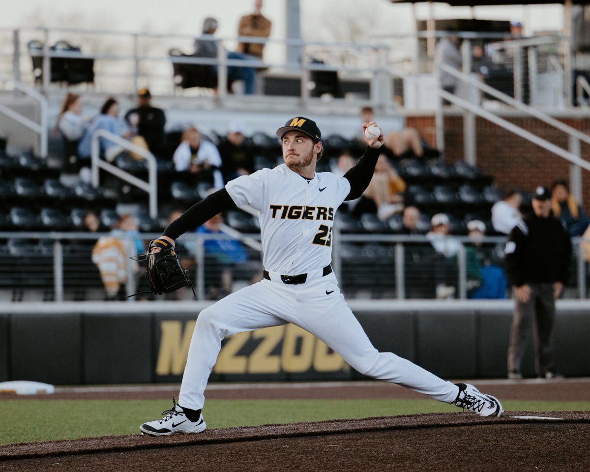 Lohse exits after five innings of work.  

The graduate is up to 2⃣0⃣ K's in three outings this season 🔥🔥

#𝙈𝙞𝙯𝙯𝙤𝙪𝙉𝙊𝙒 | 🐯⚾️
