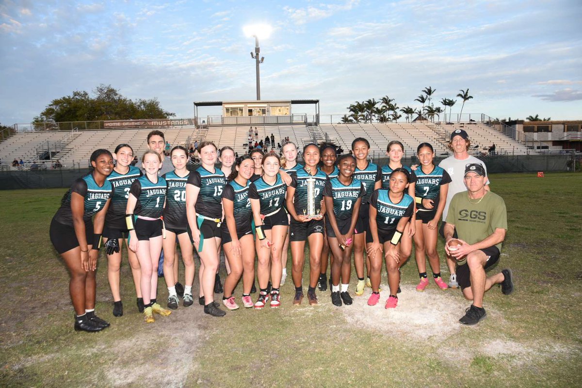 MSAASports's tweet photo. MSAA Flag Football Championships! Pompano Beach vs Indian Ridge Girls. Deerfield Beach vs Sunrise Boys. Champions: Indian Ridge &amp; Deerfield Beach!! Congratulations to all involved! @PBMSNation @MurrayPrincipal @DeerfieldBchMS @SunriseFalcons https://t.co/KVLliNvB28