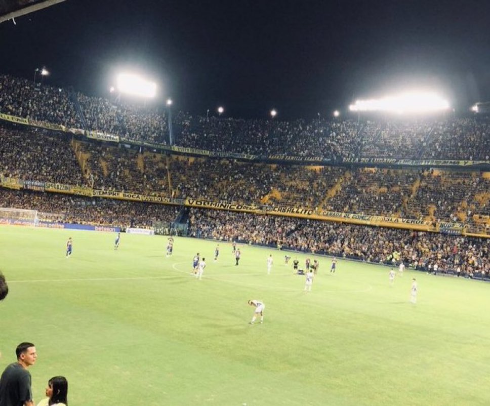 Después estos son los que quieren descansar a River cantando “si cuando vos andas mal, esas tribunas están vacías”