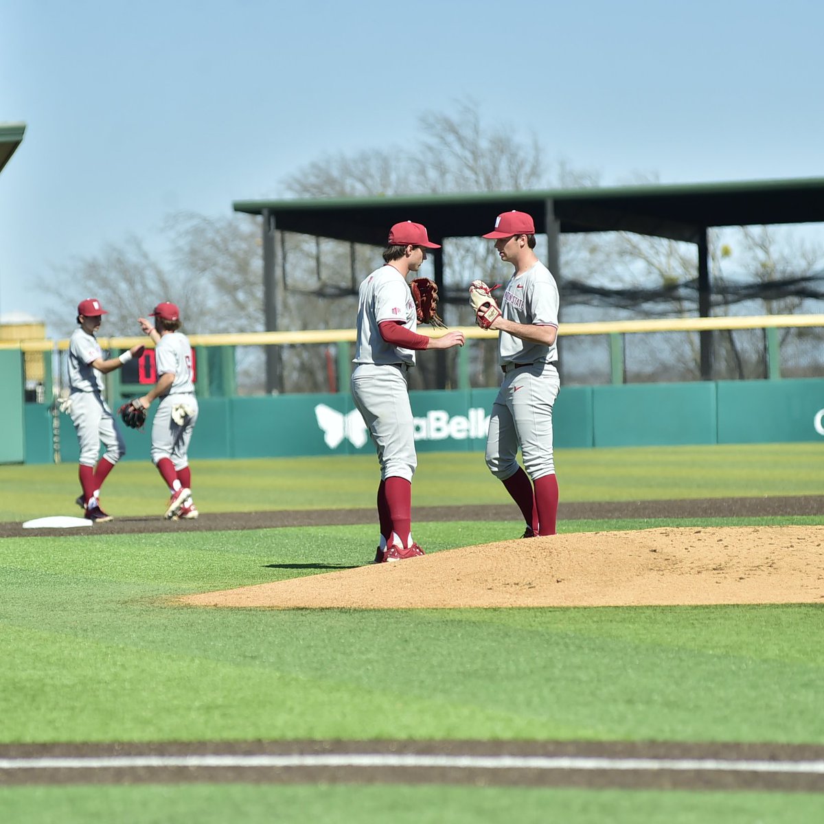 wsucougarbsb's tweet photo. Cougars Rally For Comeback Win over Iowa in Texas

Gavin Roy | 3 H, 3 RBI, R
Logan Johnstone | H, 2 R, SB
Ricco Longo | 2 H, 2 R, 2B
Jack Weise | 2 H, 2 R, 2B
Griffin Smith | 5 IP, 5 K, WIN
Luke Meyers | 2.1 IP, 2 K, SV

RECAP | https://t.co/Q1kQhzQUwU

#GoCougs | #WAZZU https://t.co/nBJa98ighR