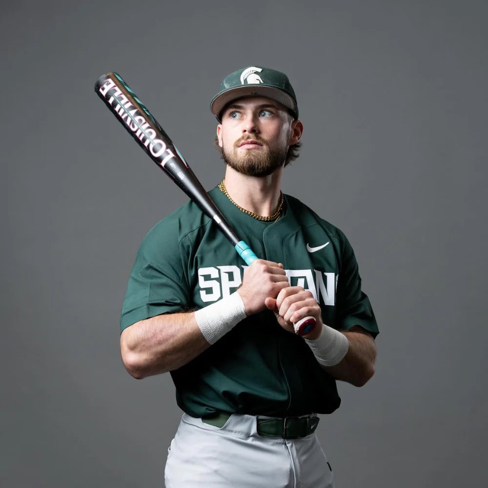 What a night for former Red Devil <a href="/BerryHalls87/">Berry</a> going 2 for 3 with a 2 run HR and throwing out 2 runners for Michigan State today. So proud of our guy