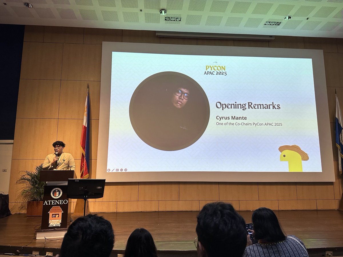 cheukting_ho's tweet image. So excited that #PyConAPAC 2025 is starting - thank you for the hosting #PyConPH 🇵🇭