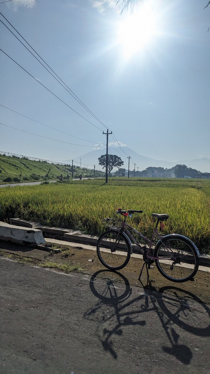 _Sukrin's tweet photo. Enak tidur aja gak si???
#ngabuburide https://t.co/9G0hqq2Hit
