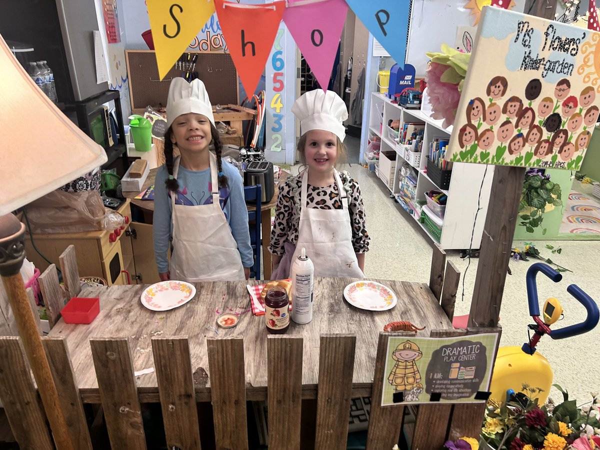 Melissa Flowers (@csflowerpower) on Twitter photo What a month February has been! We made toast with these cutie pies! <a href="/HPCS_TN/">HP Campus School</a> #lifeinthegarden What a month February has been! We made toast with these cutie pies! <a href="/HPCS_TN/">HP Campus School</a> #lifeinthegarden