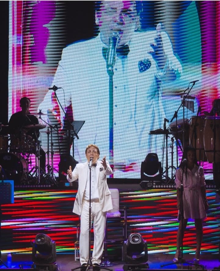 elritualtucuman's tweet photo. #cristiancastro #nochesdelunario #Rosario https://t.co/0jpCgU0y7X